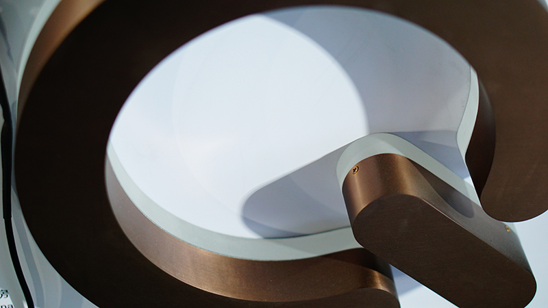 大型楼顶麻豆TV在线观看使用镀锌板还是铝板比较好？