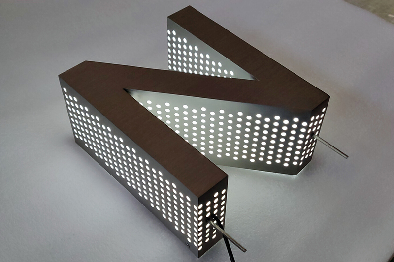 LED镂空麻豆TV在线观看的优点和特征分析 LED镂空麻豆TV在线观看的优点和特征分析