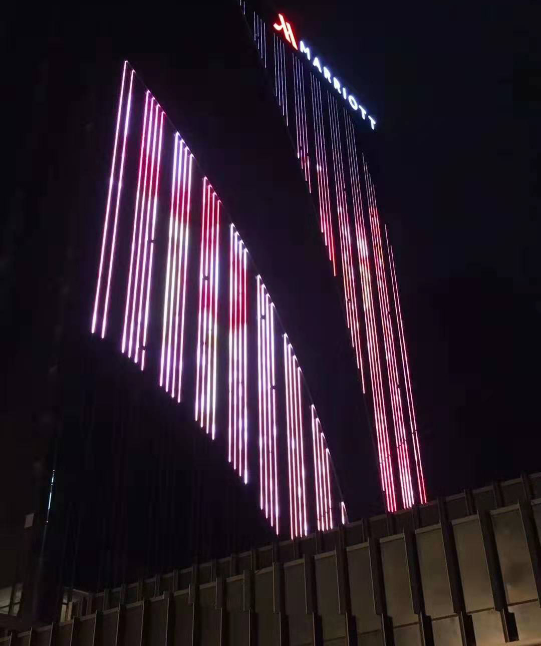 LED楼宇麻豆TV在线观看亮化工程做预算要考虑哪些因素?