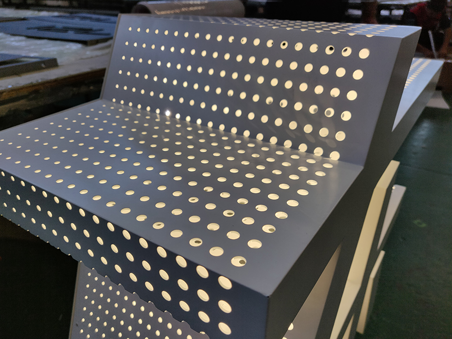 LED外露麻豆TV在线观看孔距计算原则分析