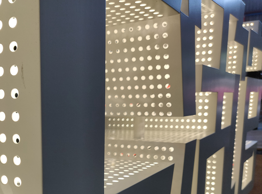 外露冲孔麻豆TV在线观看的特点和优缺点分析