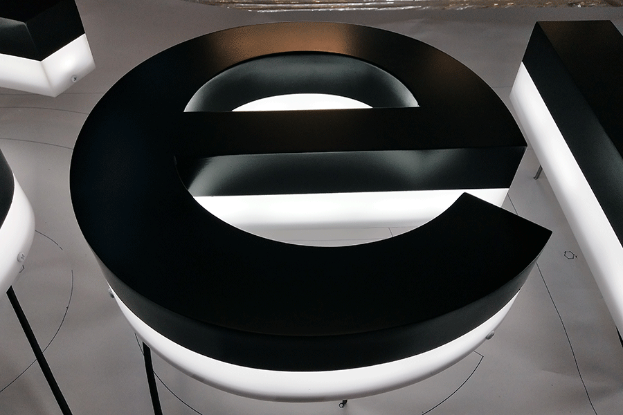 金属背麻豆TV在线观看制作材料和应用场景分析