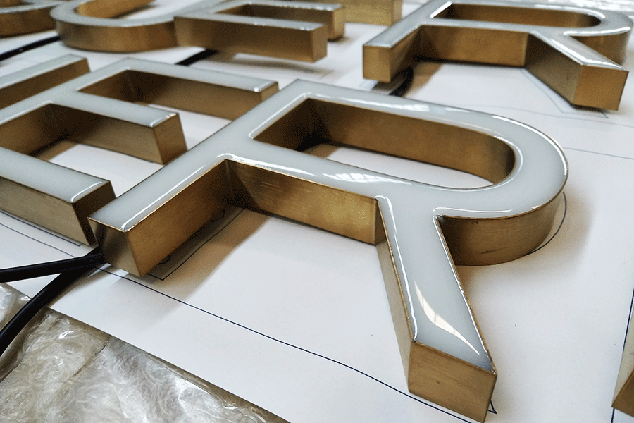 led麻豆TV在线观看字壳制作材料主要有哪些？