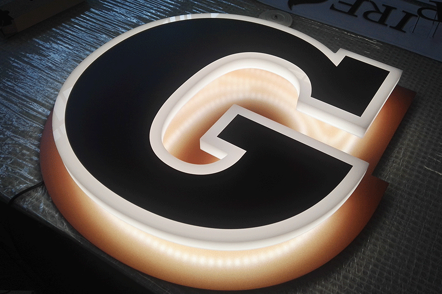 亚克力金属字有哪些优势特征？