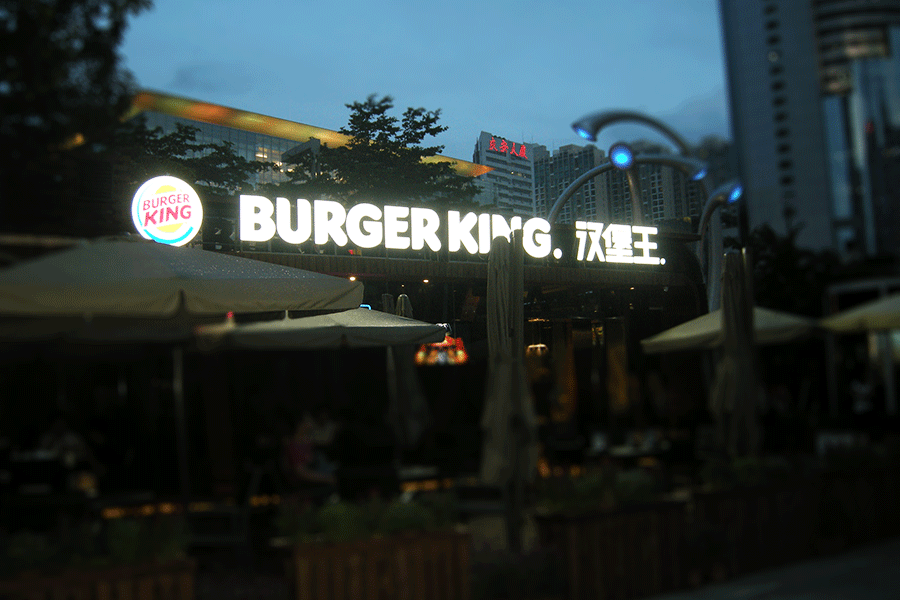 怎么选择合适的户外LED发光标识？