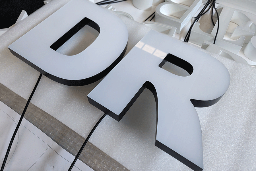 迷你字门头招牌怎么选择？