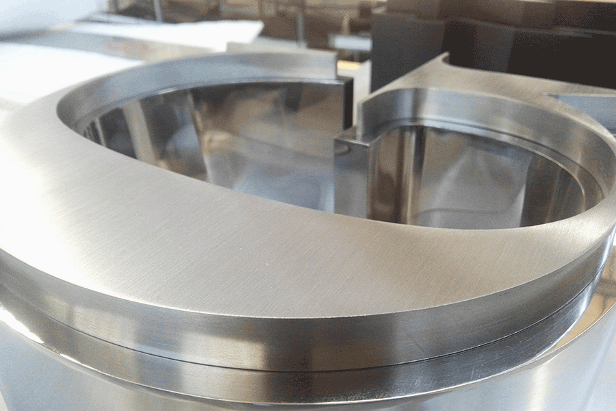 设计制作金属字发光标识有什么特色？