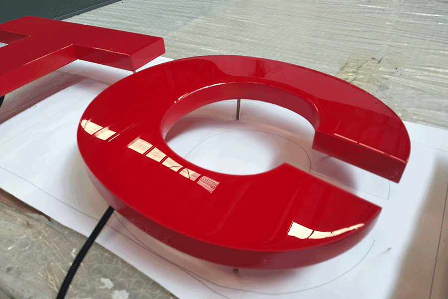 设计制作树脂字发光标识有什么优势特点？