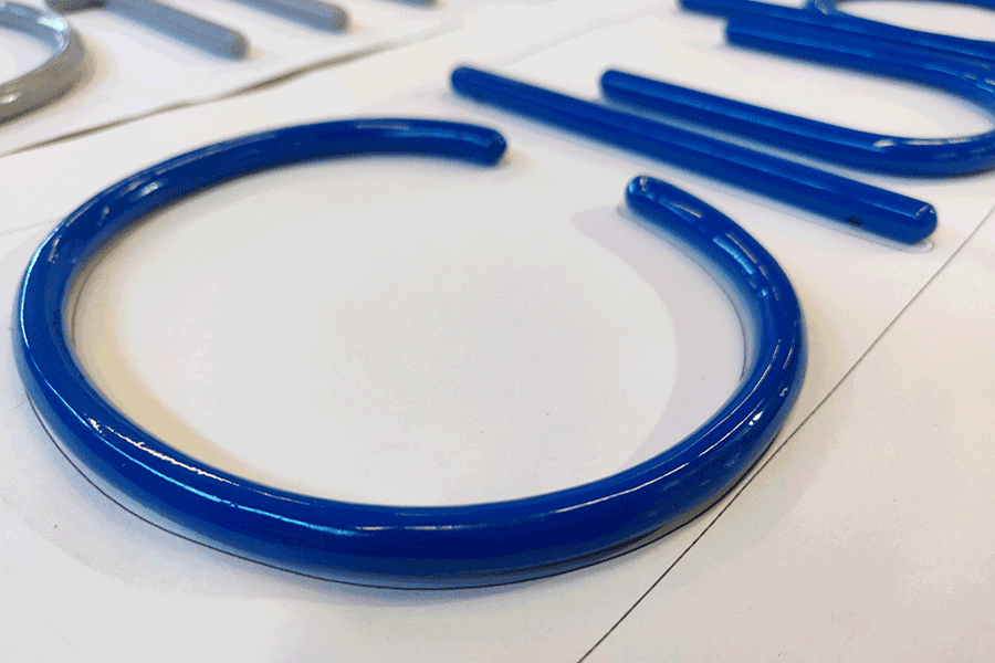 设计制作亚克力烤漆字有哪些亮点？