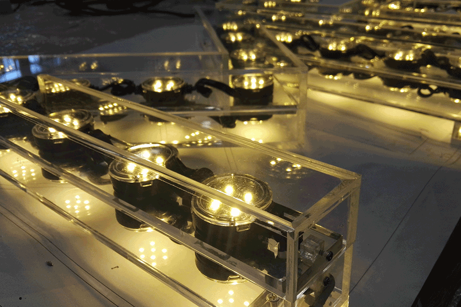 设计制作全亚克力字有哪些主要优势？