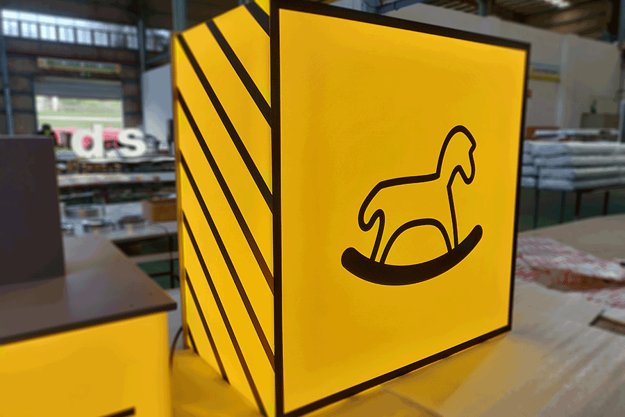 麻豆视频APPIOS全亚克力灯箱有哪些优质特点？