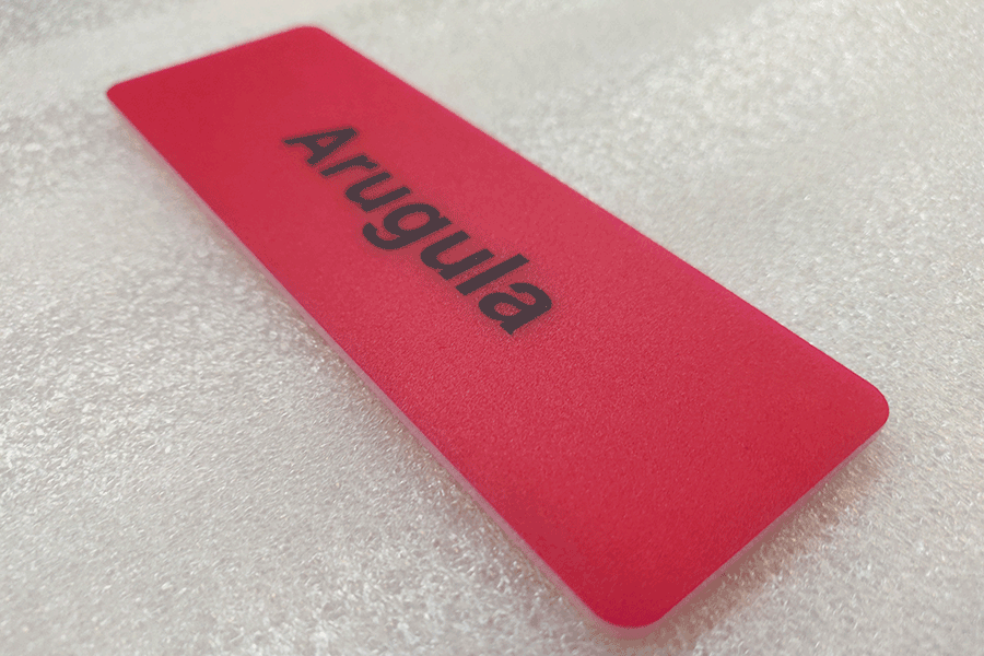 设计制作亚克力门牌发光标识有什么步骤？