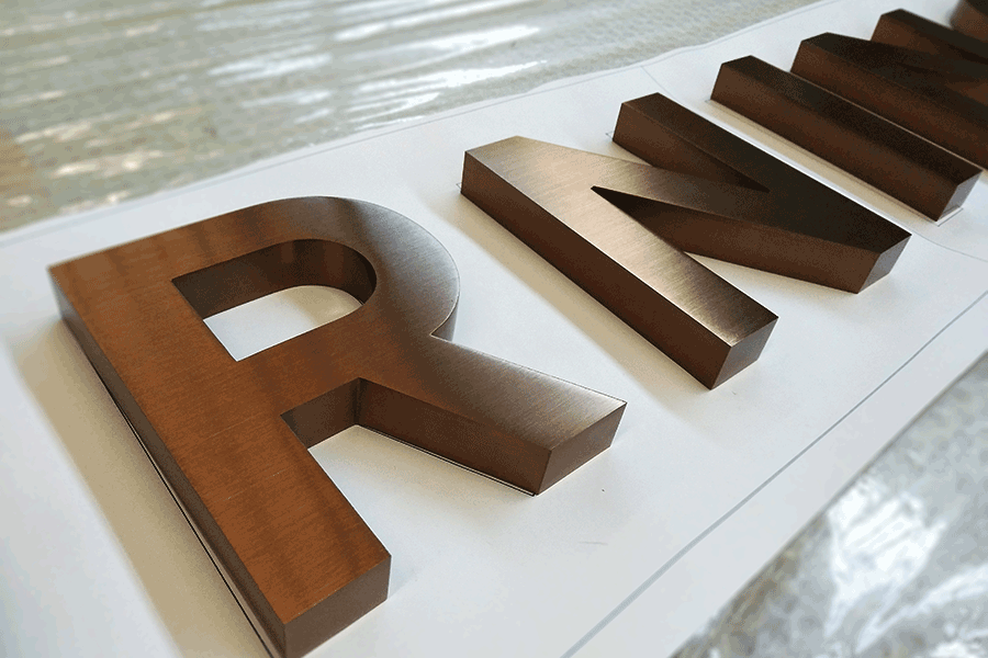 设计制作双封字标识标牌有哪些工艺流程？