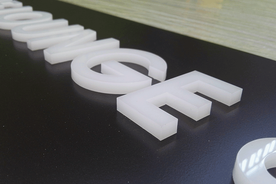 麻豆视频APPIOS全亚克力字具备哪些特征？