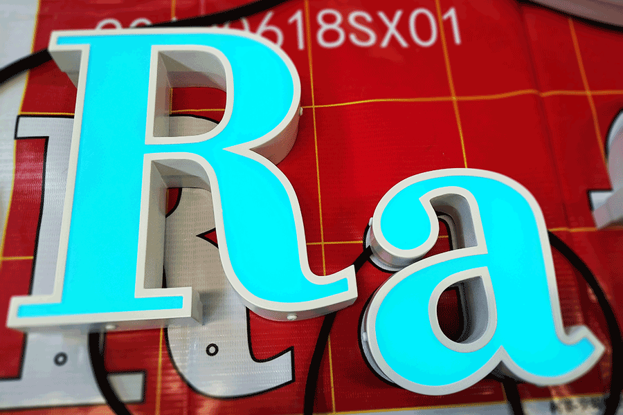 天地盖字标识牌制作有哪些工艺流程？